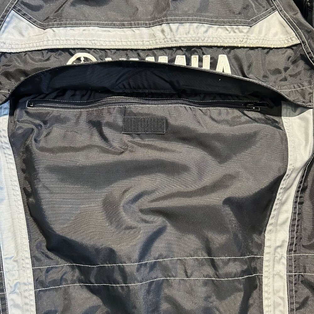 VTG Yamaha Racing Team FXR Jacket Silver Black Made in Korea Size LT Motorsport - Picture 14 of 16